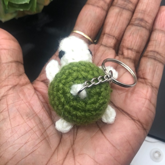 Hand Crochet  Mini Sea Turtle  Amigurumi Keychain - Picture 4 of 13